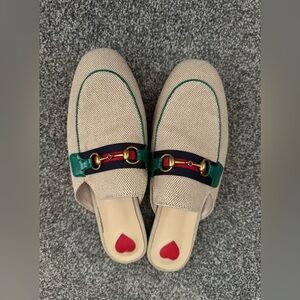 Vero Cuoio Italian slides